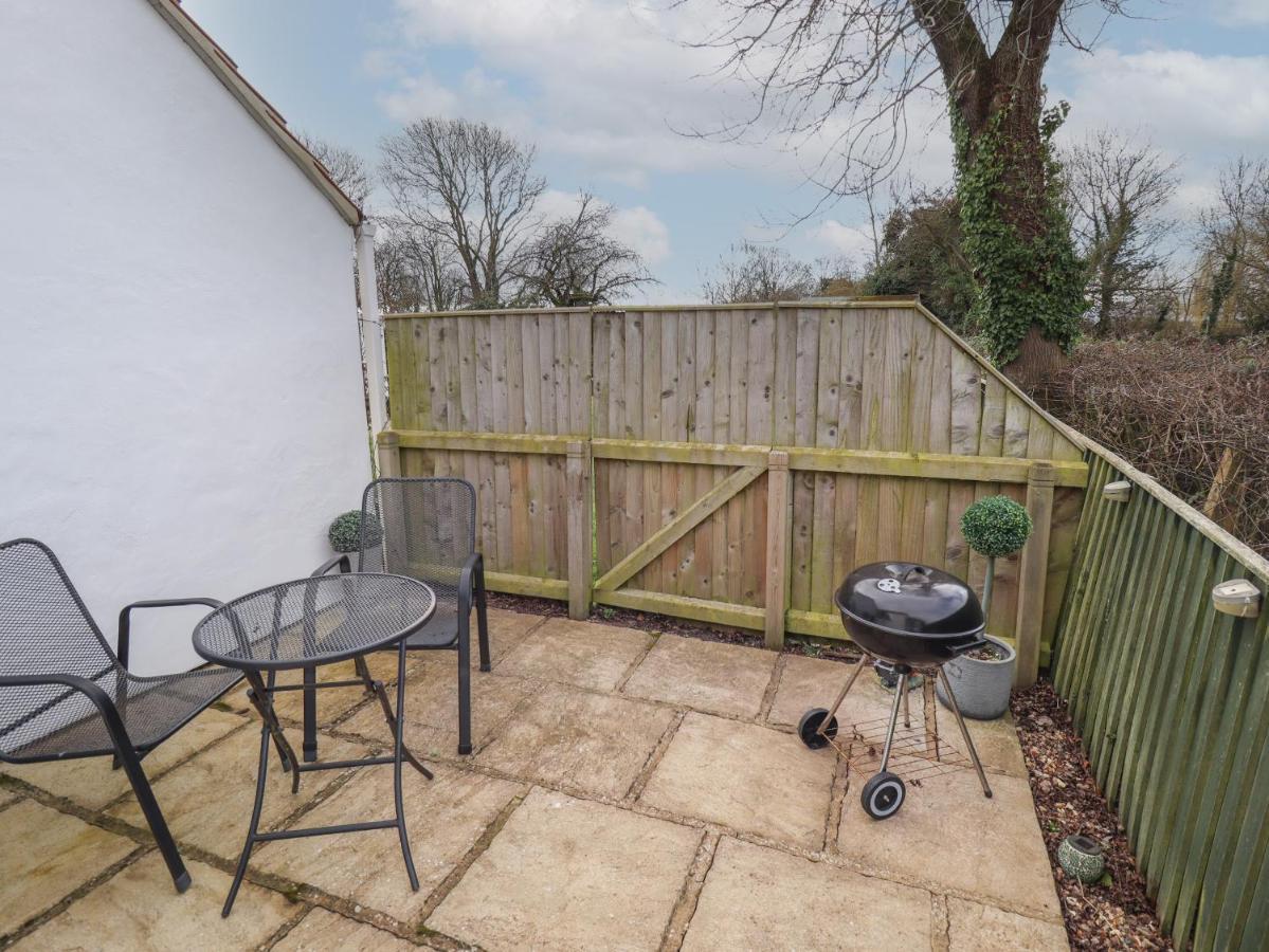 Villa Field View Grimsby Exterior foto